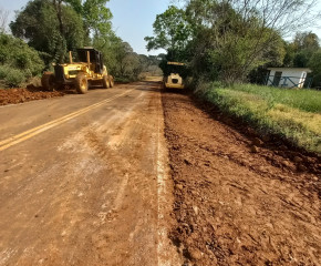 Prefeitura de Vitorino continua realizando melhorias nas estradas do interior do município