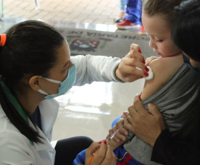 Vitorino faz Dia D de Vacina contra Covid-19 em crianças