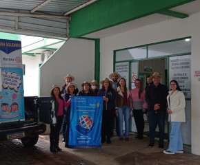 Rotary Club Satélite de Pato Branco-Vitorino entrega geloteca na Unidade Central de Saúde