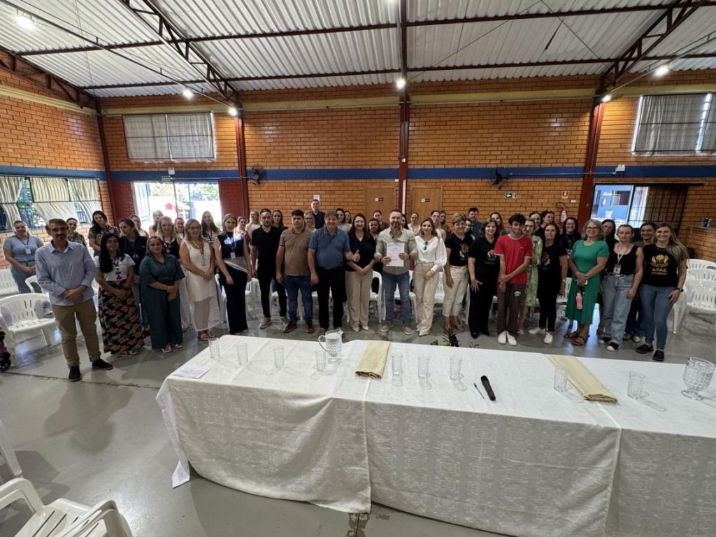Programa Igualdade Vitorino atenderá crianças atípicas em parceria do município com a Apae