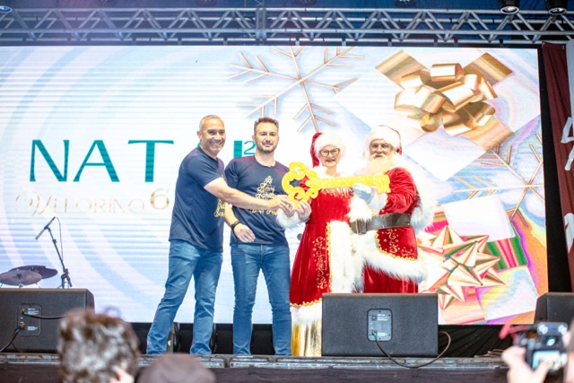 Abertura Oficial do Natal de Vitorino em 2023 reúne família vitorinense. Festa acontece também no Araucária Park