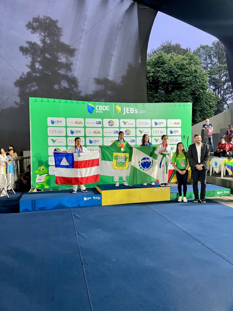 Campeão Estadual e medalhista nacional, Taekwondo de Vitorino fecha ano de olho em competições internacionais