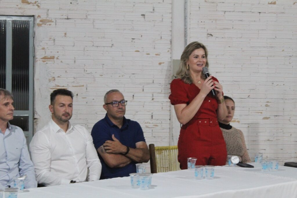 Colégio Estadual José Odair Bertoncello inicia suas atividades no Araucária Park, ofertando ensino fundamental pela primeira vez no bairro