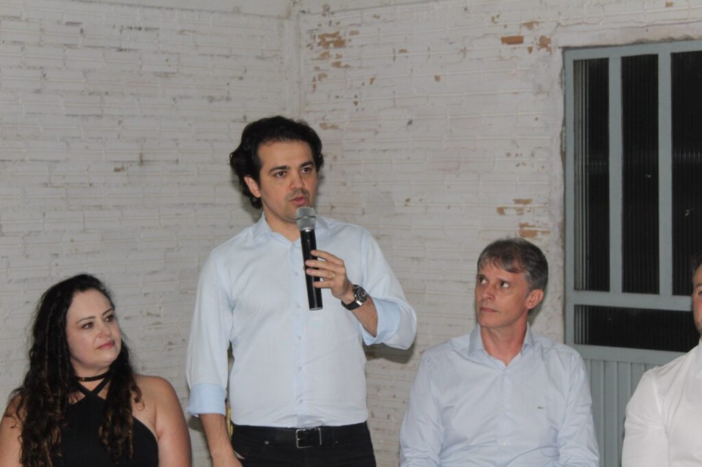 Colégio Estadual José Odair Bertoncello inicia suas atividades no Araucária Park, ofertando ensino fundamental pela primeira vez no bairro