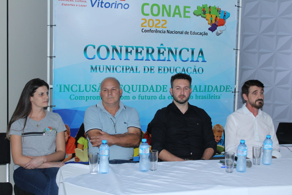 Conferência Municipal de Educação reúne professores para debater a inclusão e equidade