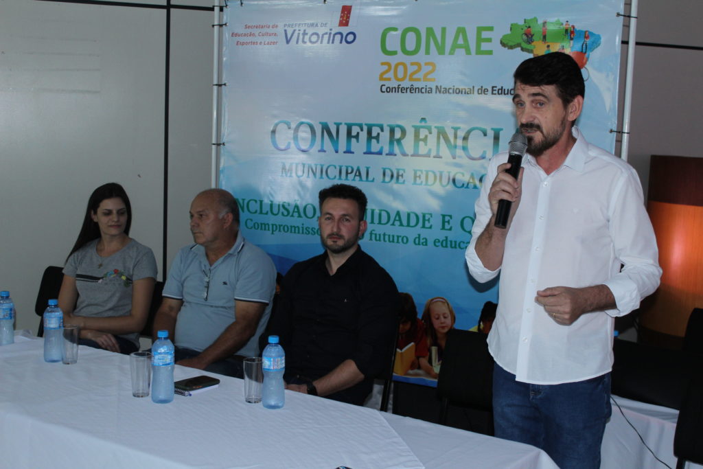 Conferência Municipal de Educação reúne professores para debater a inclusão e equidade
