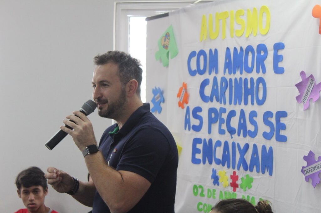 Dinâmicas e apresentações marcam o dia dedicado à emissão de Carteira do Autista em Vitorino