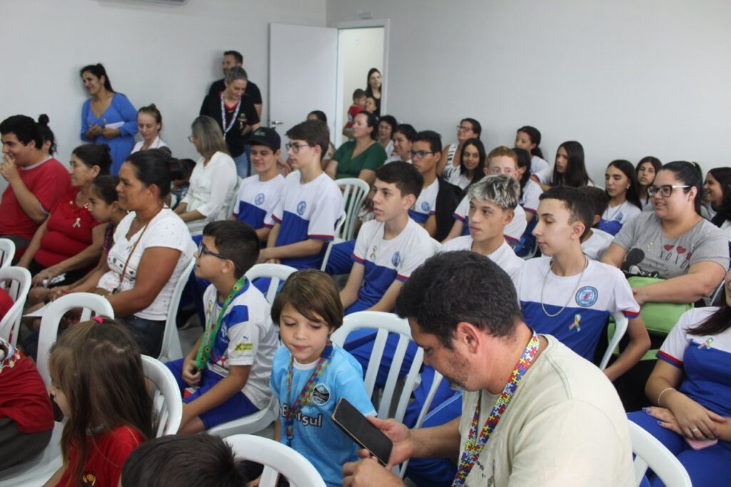Dinâmicas e apresentações marcam o dia dedicado à emissão de Carteira do Autista em Vitorino