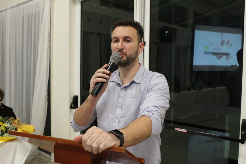 Em evento da Acevi, prefeito anuncia criação de mais de 200 novos empregos Em evento da Acevi, prefeito anuncia criação de mais de 200 novos empregos