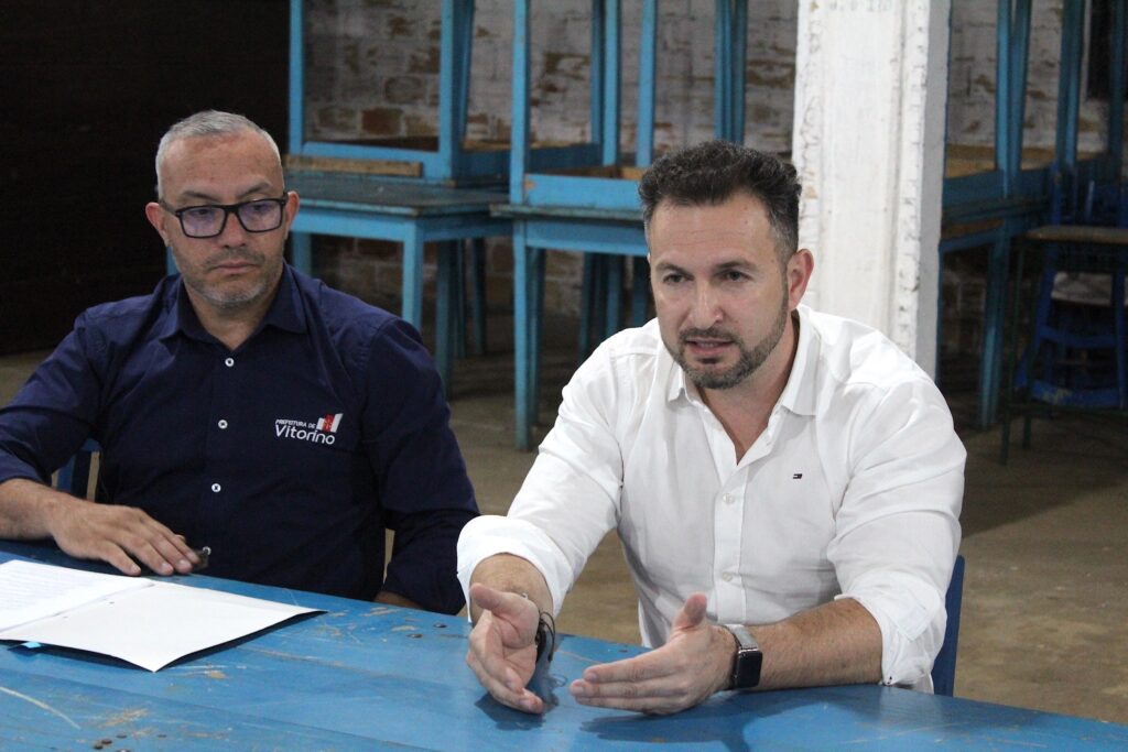 Em reunião com Associação de Moradores do Araucária Park, prefeito Marciano apresenta alternativas para acessos do bairro