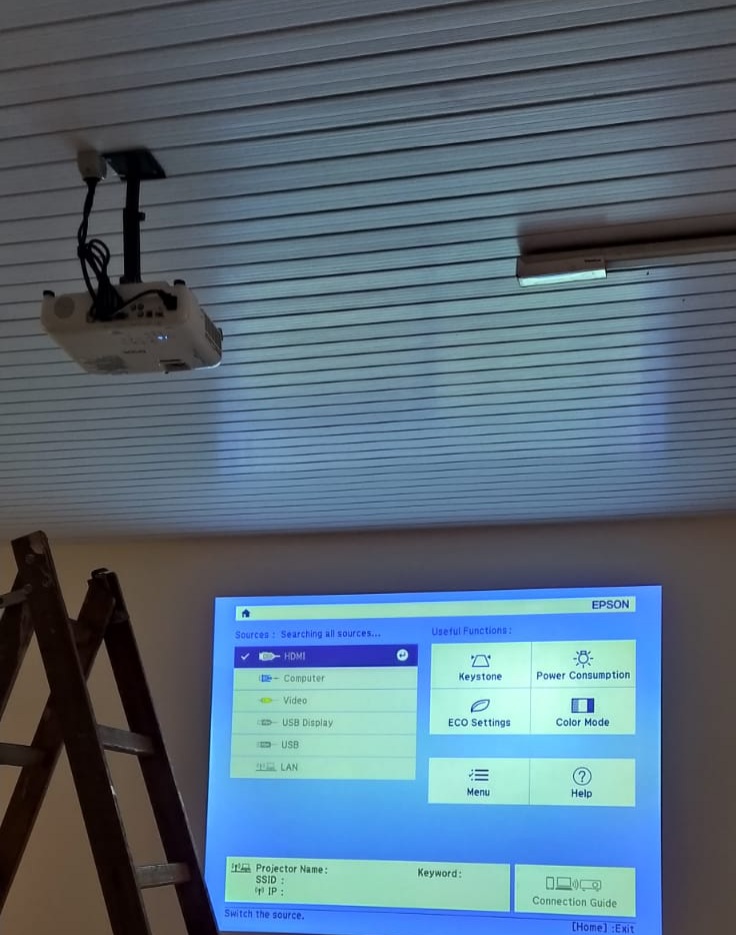 Escolas Municipais de Vitorino recebem equipamentos para o Programa Escola Informatizada