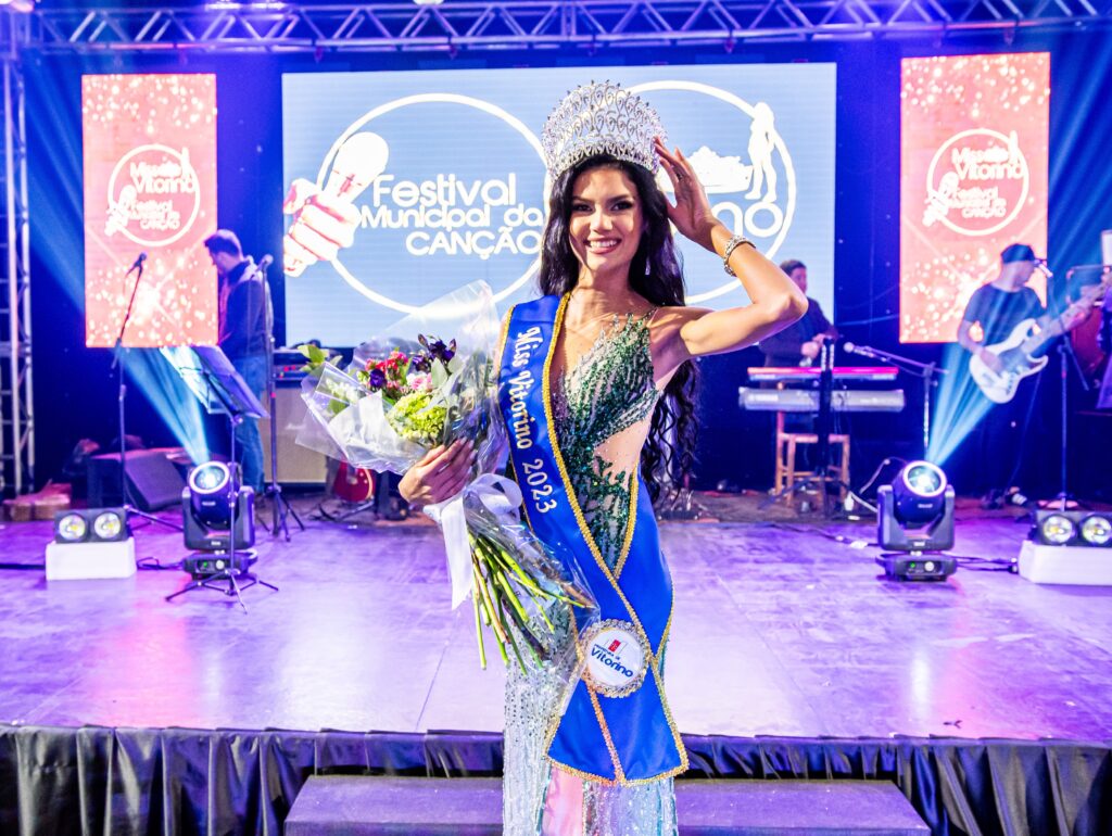 Luana Wayne é a nova Miss Vitorino 2023 e mais de 30 candidatos mostram seu talento no Festival Municipal da Canção