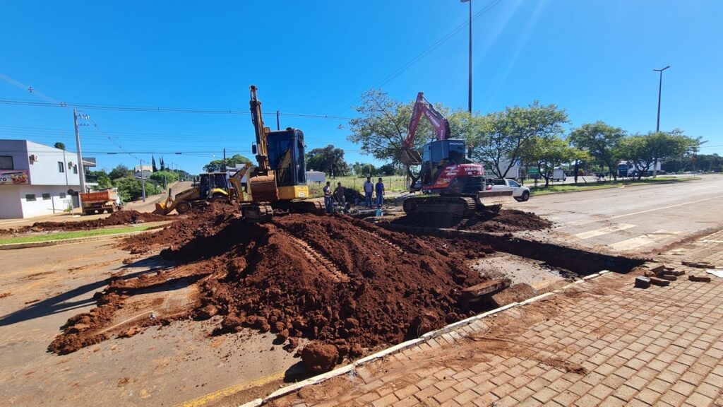 Obra de revitalização da Avenida Brasil Argentina passa por fiscalização do CREA-PR