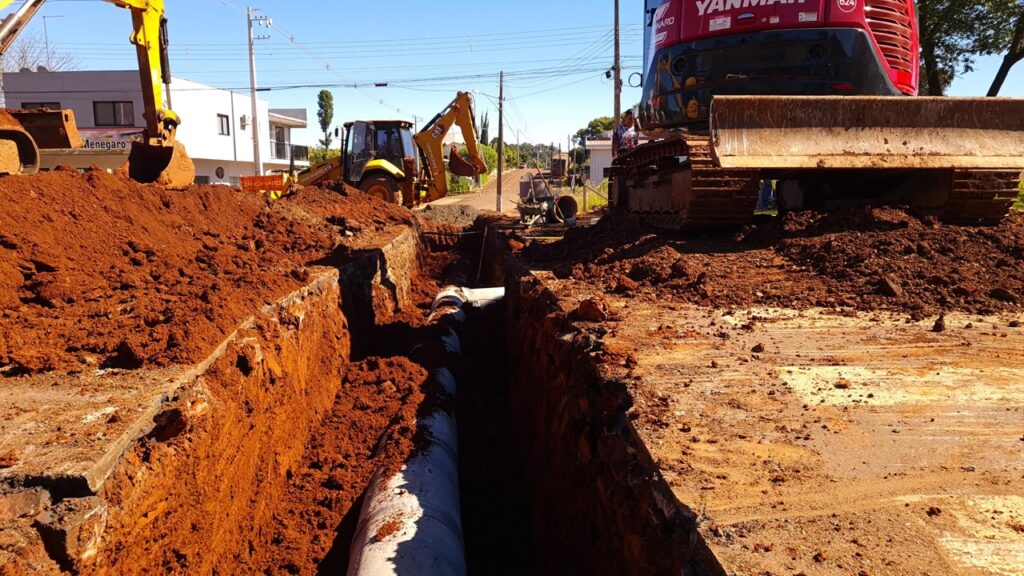 Obra de revitalização da Avenida Brasil Argentina passa por fiscalização do CREA-PR