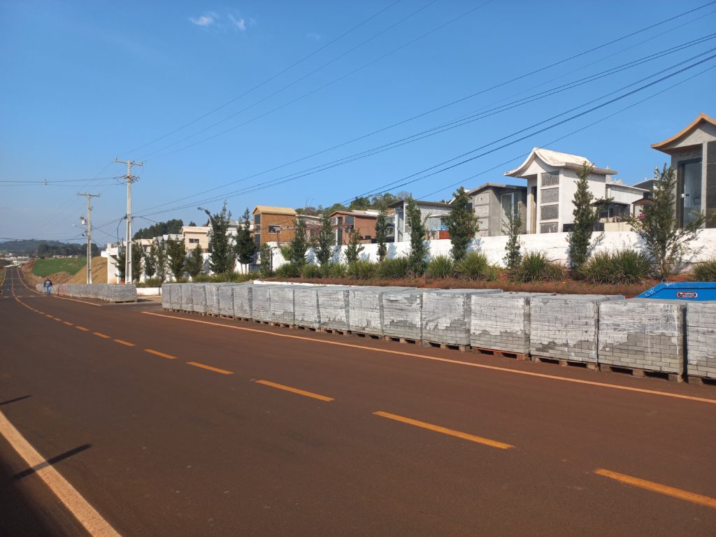 Prefeitura de Vitorino realiza ajustes finais para dar início à revitalização do Cemitério Municipal