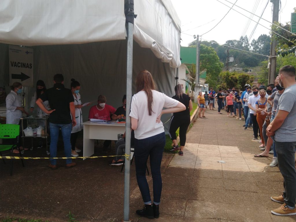 Secretaria de Saúde de Vitorino pede atenção para o agendamento da segunda dose de vacina contra a covid-19