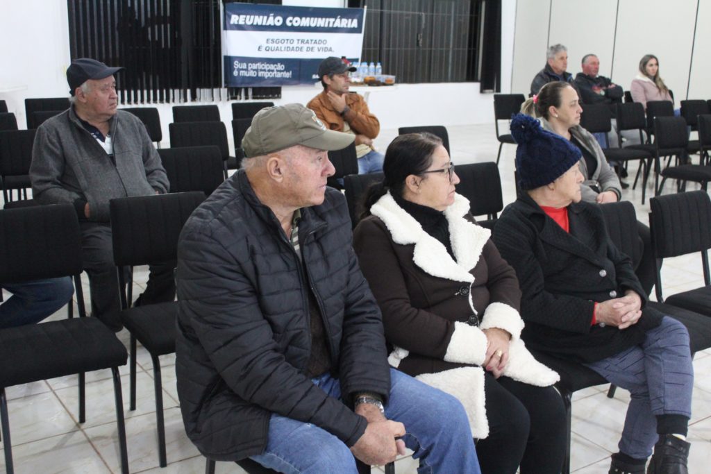 Segunda reunião comunitária sobre implantação do sistema de esgoto é realizada