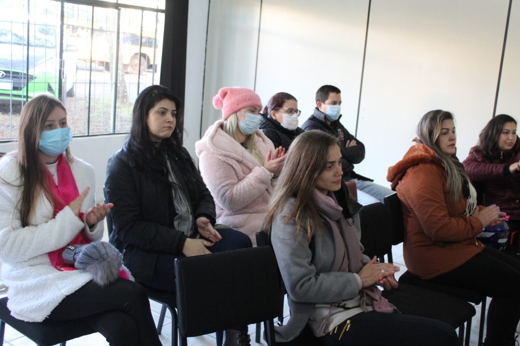 Servidores da Atenção Primária em Saúde participam de qualificação em Vitorino