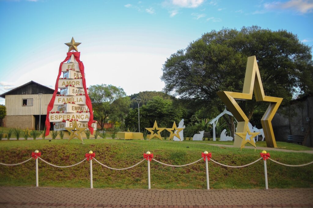 Vitorino abre programação de Natal na última segunda-feira, 28