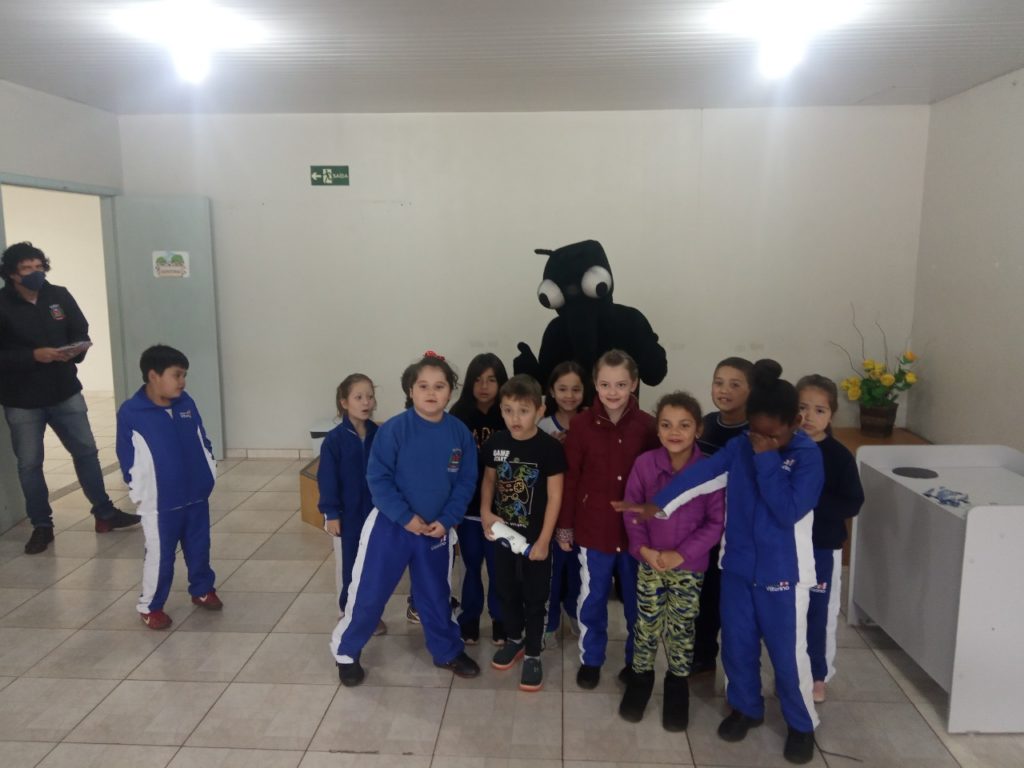 Temas de saúde pública são abordados em oficinas com alunos da rede municipal em Vitorino