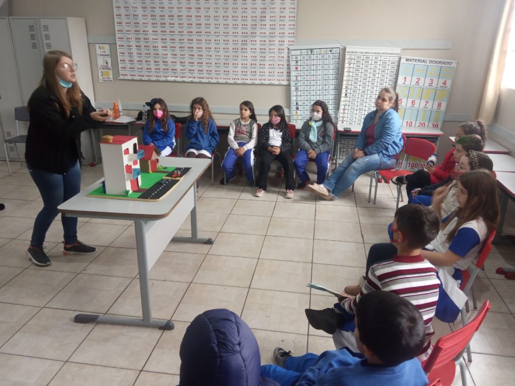 Temas de saúde pública são abordados em oficinas com alunos da rede municipal em Vitorino