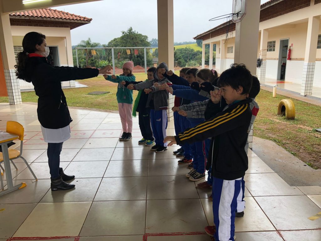 Temas de saúde pública são abordados em oficinas com alunos da rede municipal em Vitorino