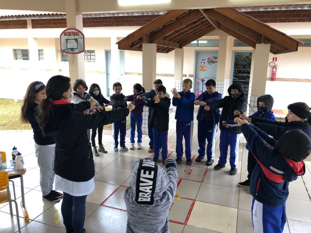 Temas de saúde pública são abordados em oficinas com alunos da rede municipal em Vitorino