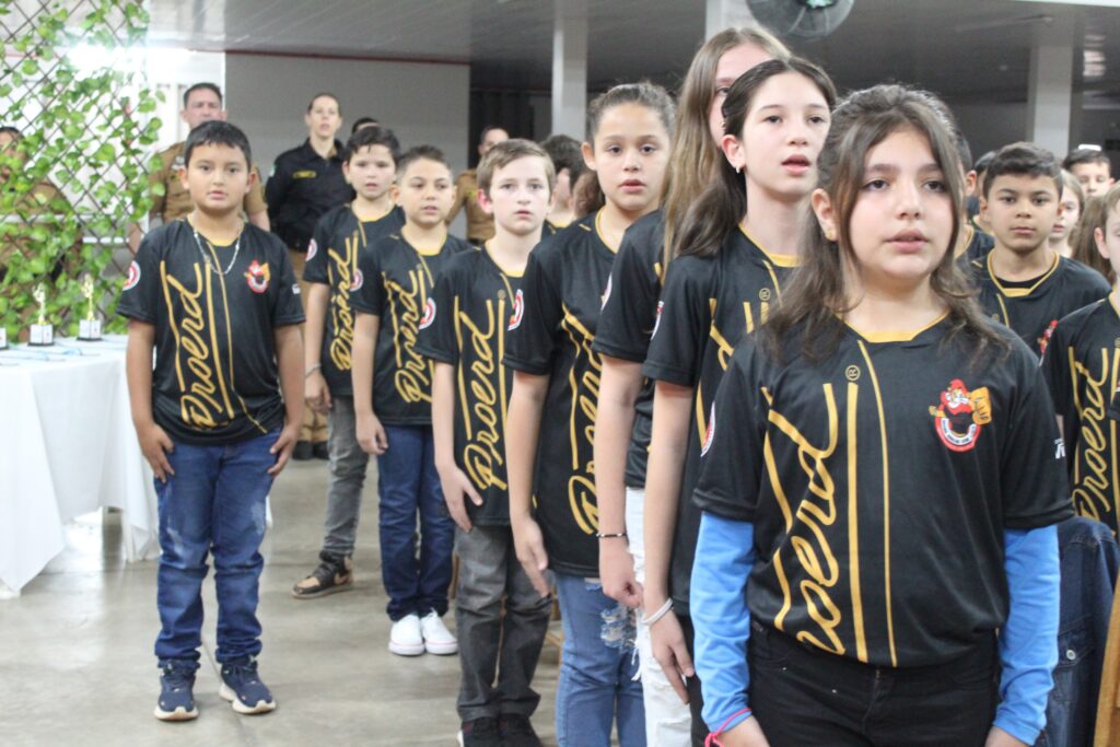 Vitorino e Polícia Militar realizam formatura de 130 alunos Proerd em 2023