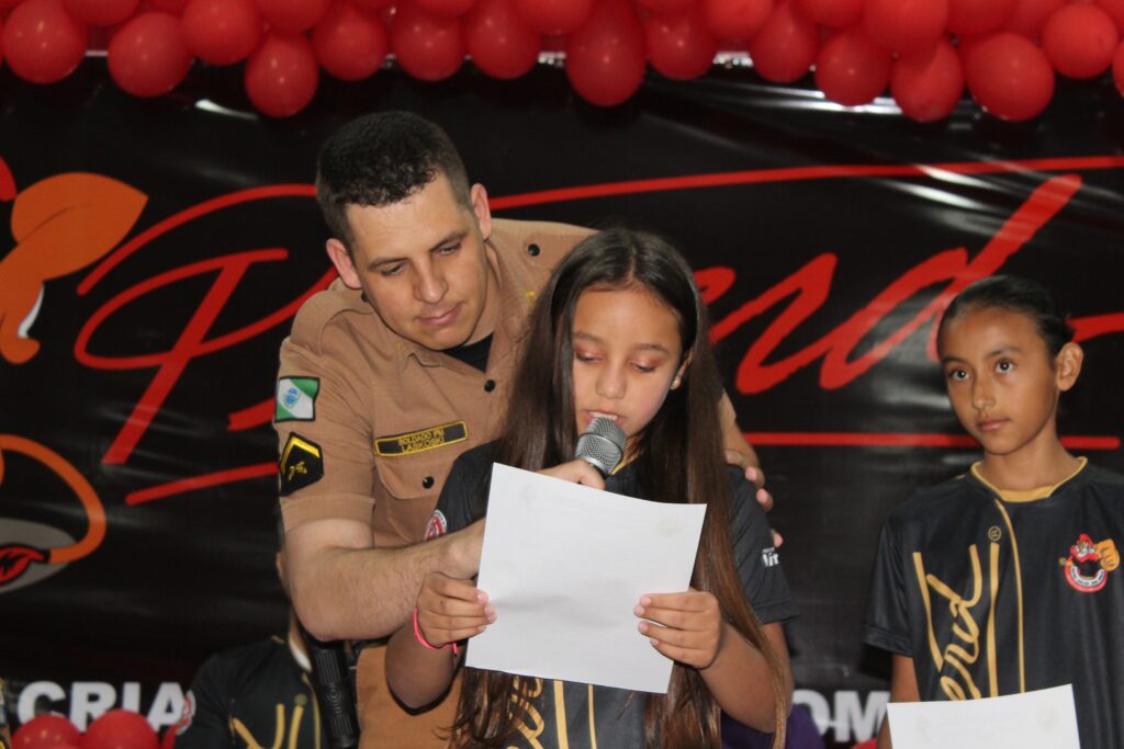 Vitorino e Polícia Militar realizam formatura de 130 alunos Proerd em 2023