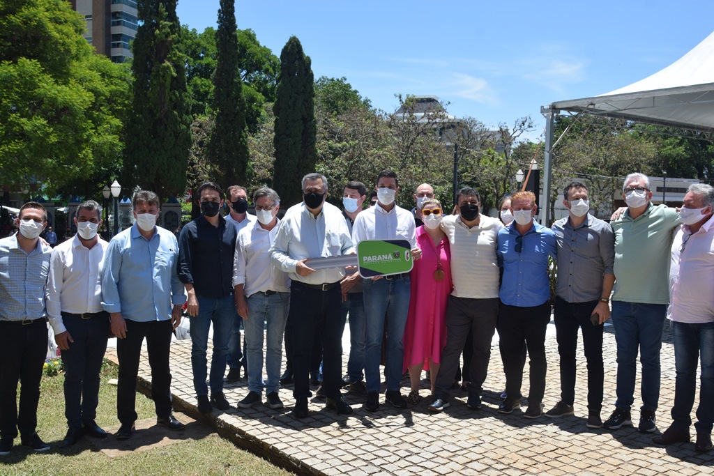 Vitorino recebe do Estado um veículo novo para a estratégia da saúde da família