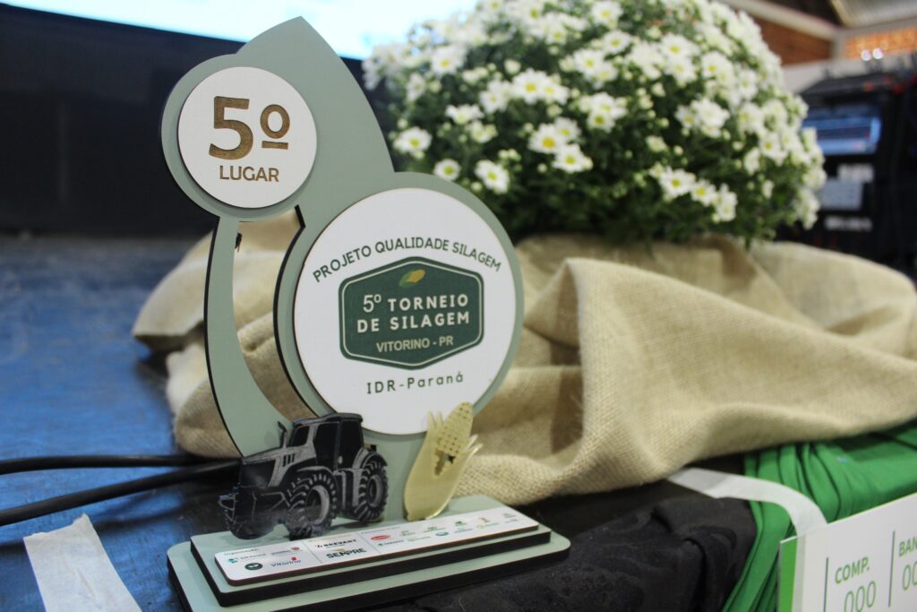 Vitorino sedia 5ª edição do Torneio de Silagem