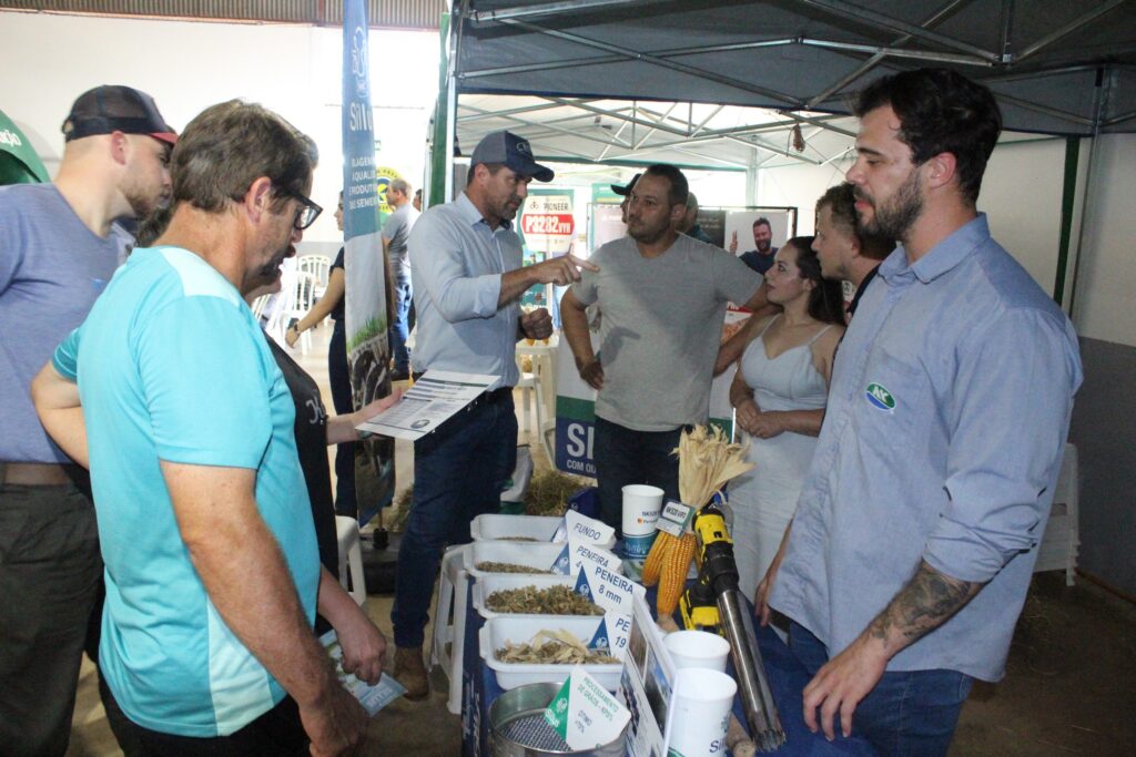 Vitorino sedia 5ª edição do Torneio de Silagem