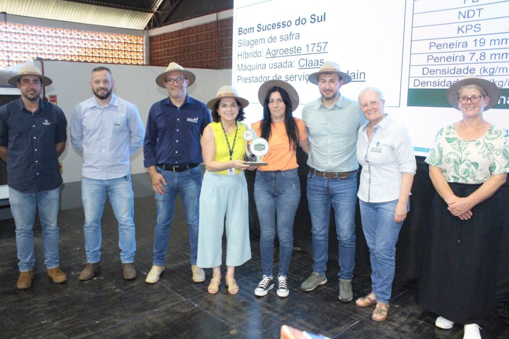 Vitorino sedia 5ª edição do Torneio de Silagem