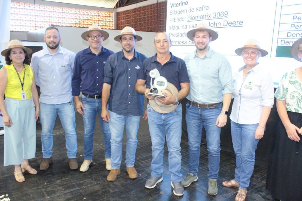 Vitorino sedia 5ª edição do Torneio de Silagem